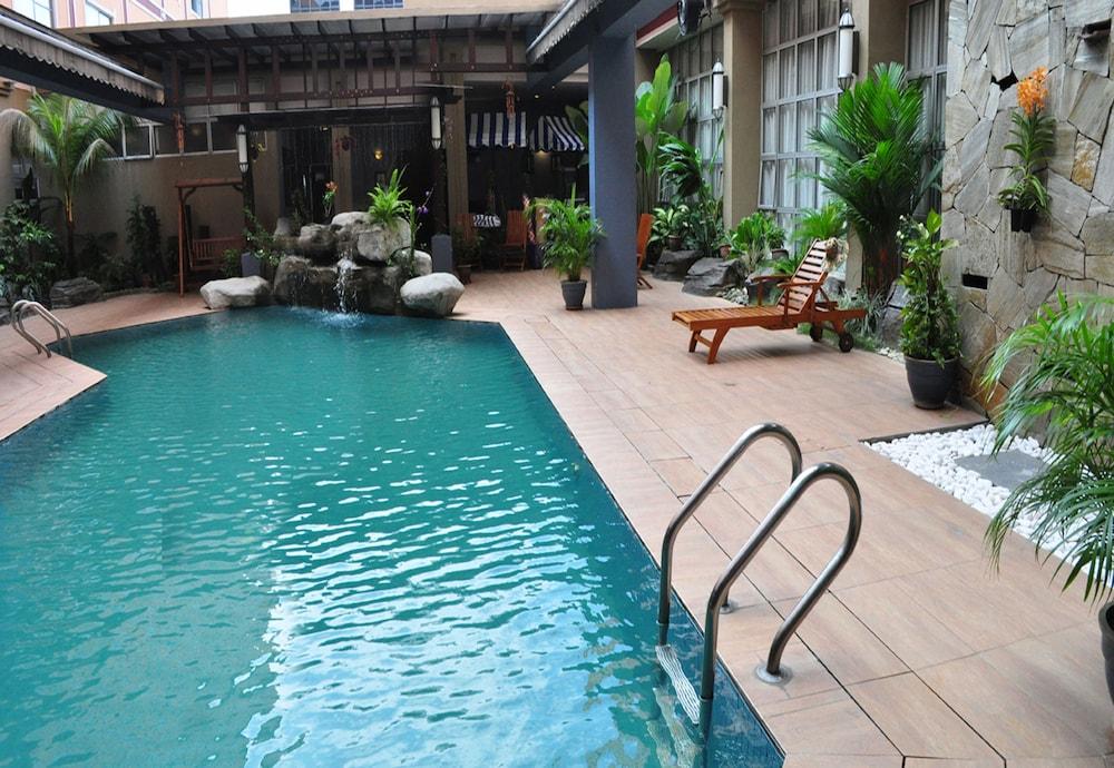 Hotel Maluri Kuala Lumpur Exterior photo
